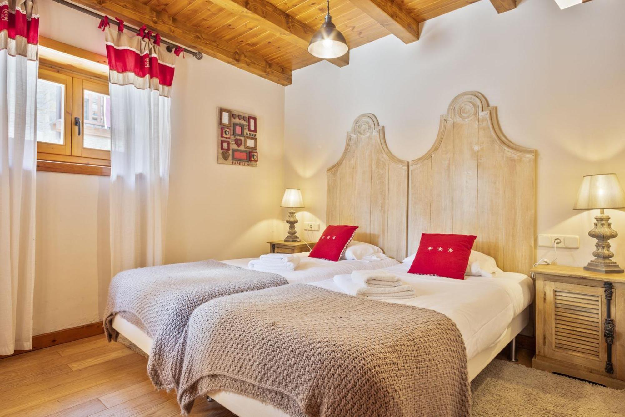 Vila Luderna - Casa Eth Farrow 2 Vielha Exteriér fotografie