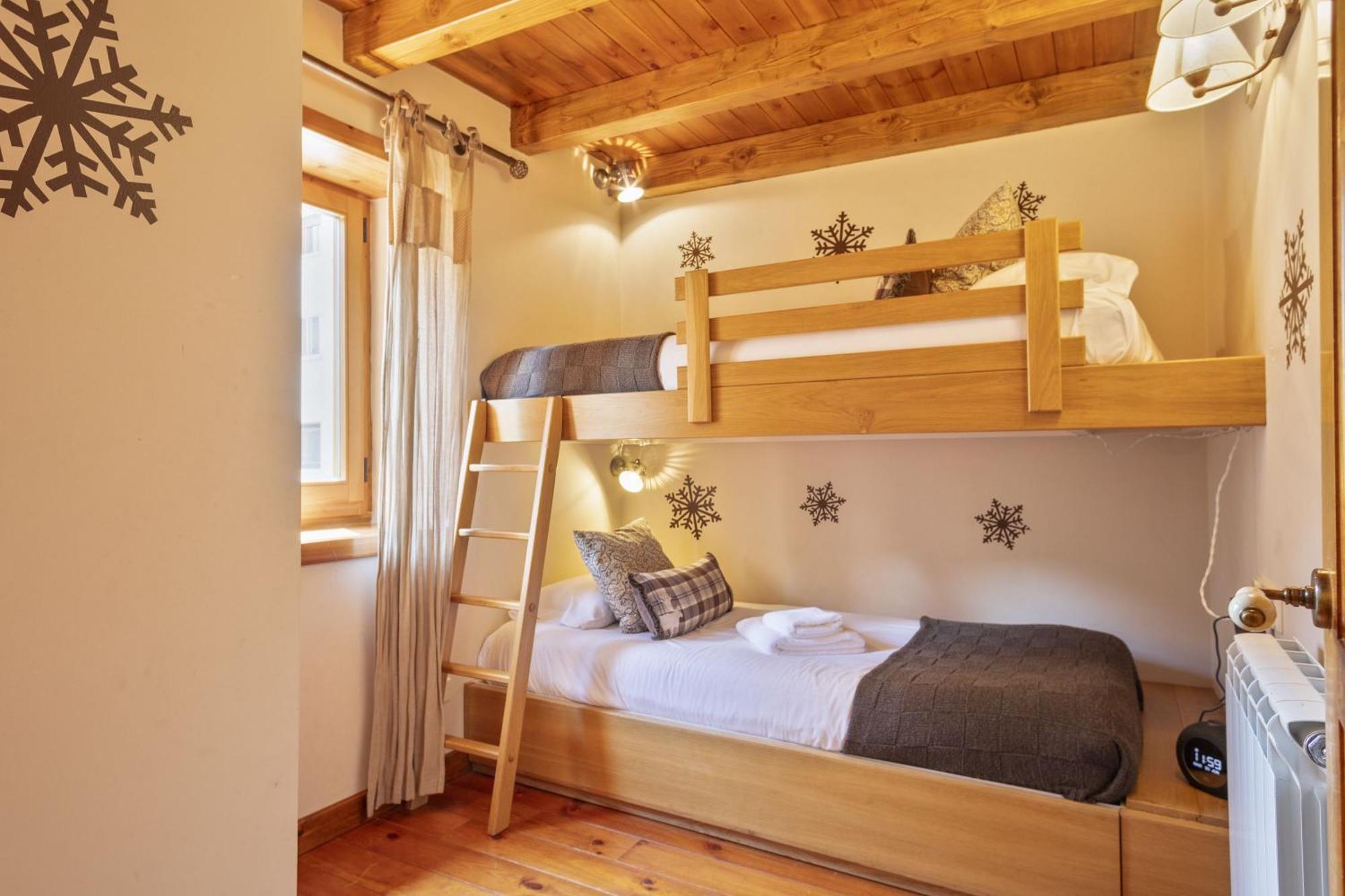 Vila Luderna - Casa Eth Farrow 2 Vielha Exteriér fotografie
